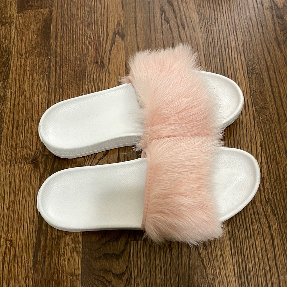 Ugg Slides